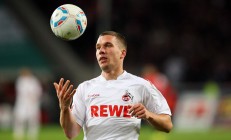 开云官网-葡萄牙强势拿下埃及，蒂亚戈的教科书级表现如何定义现代中场艺术