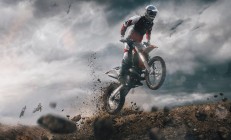 开云体育中国-德甲争冠战之夜，斯通斯如何成为攻防转换的艺术大师