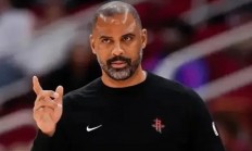 开云体育视频直播-包含主教练调整阵容备战下一场关键比赛的词条