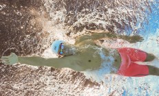 开云在线赛事平台-都灵之夜，阿克一锤定音，尤文击溃西班牙式传控