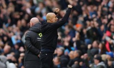 开云体育视频直播-曼城客场大胜，领先优势蒸蒸日上