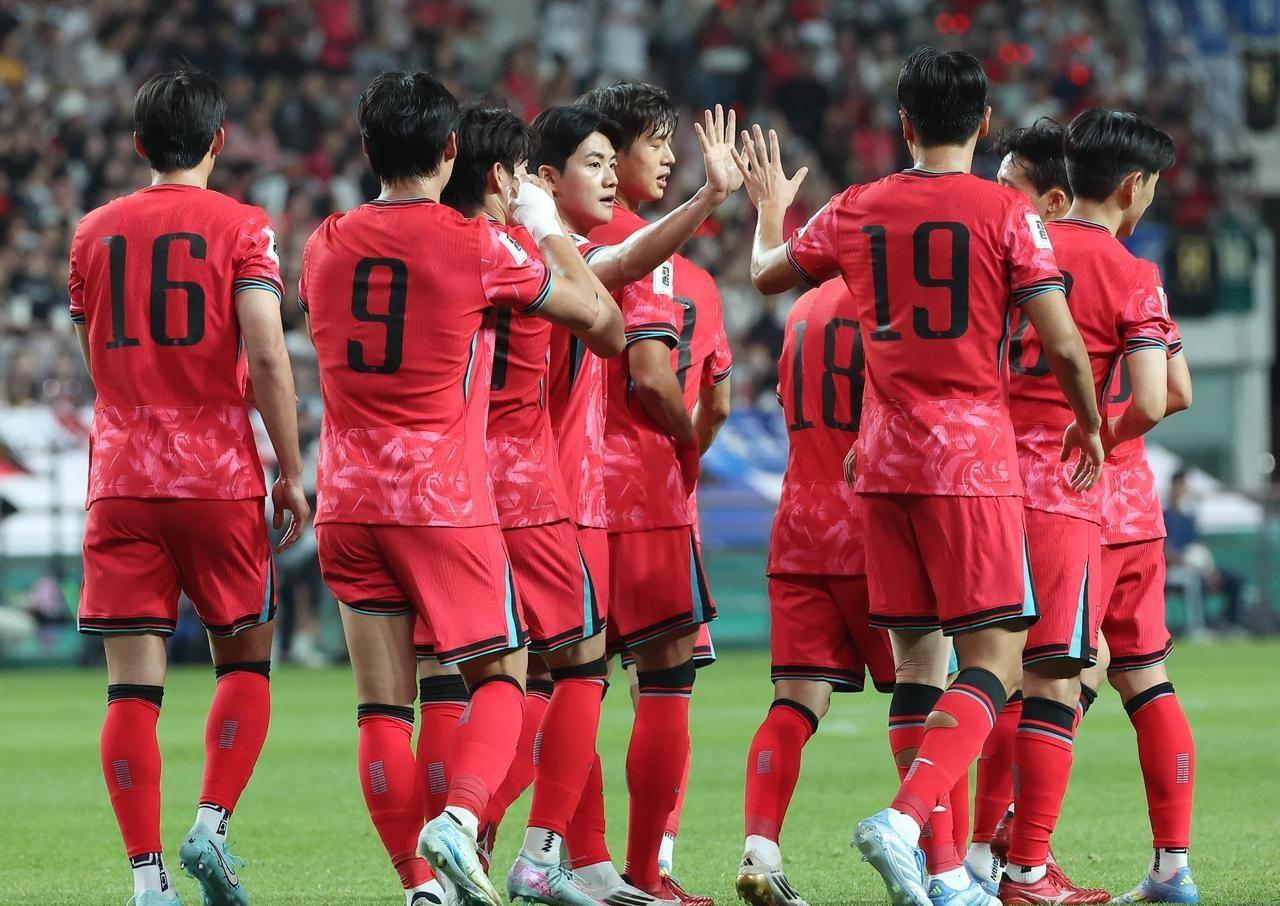 亚洲区赛事中球队凭借团队合作取得胜利 亚洲区赛事中球队凭借团队合作取得胜利