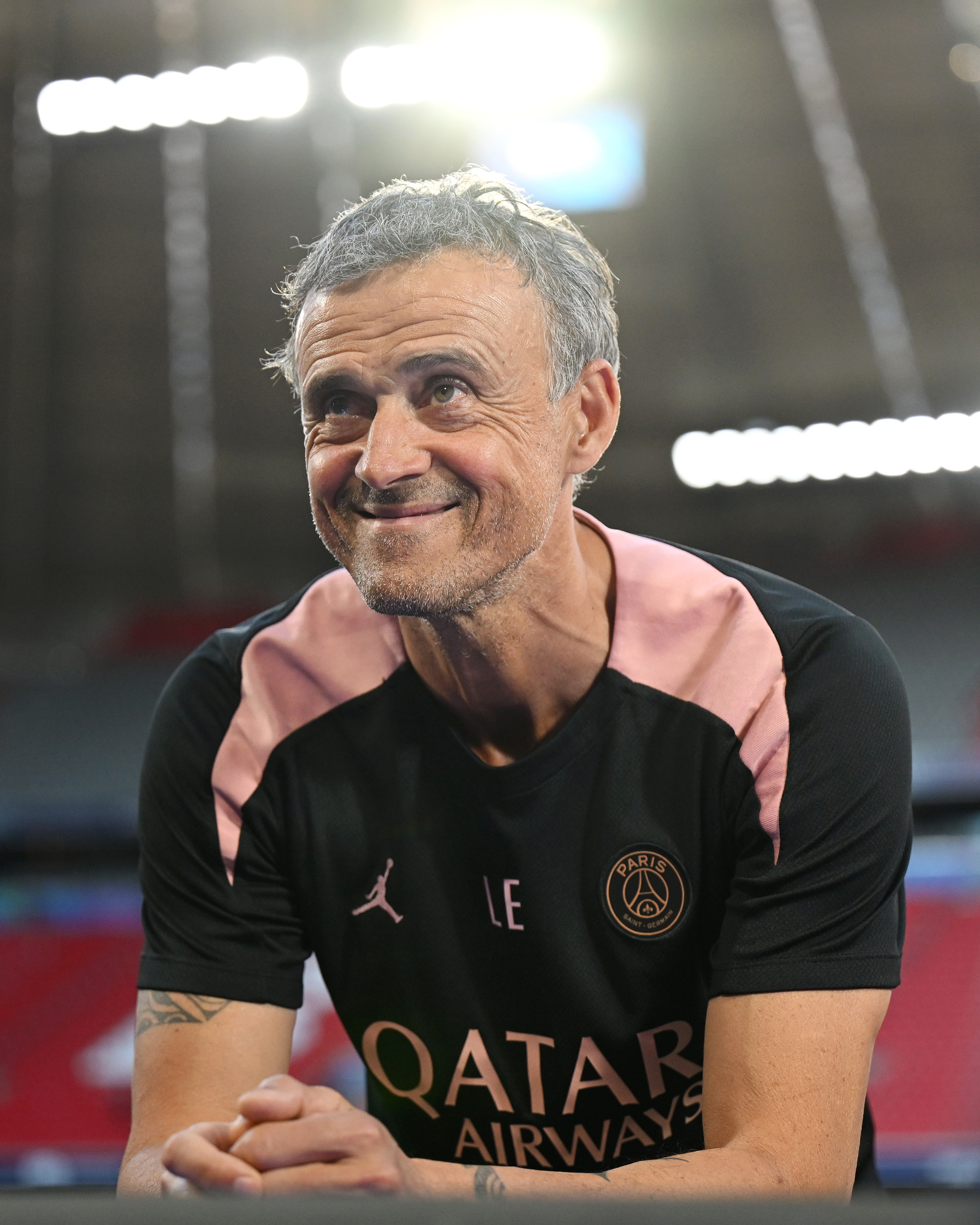 巴黎圣日耳曼队员接受采访，坦言为夺冠全力以赴的简单介绍