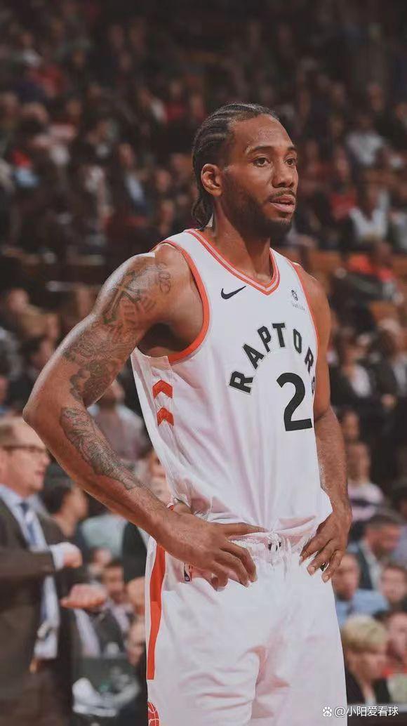 包含猛龙球员集体发挥出色，赢得球迷赞誉的词条