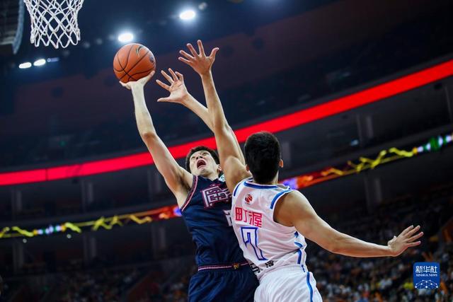 包含广东华南虎获得一场令人惊讶的胜利的词条