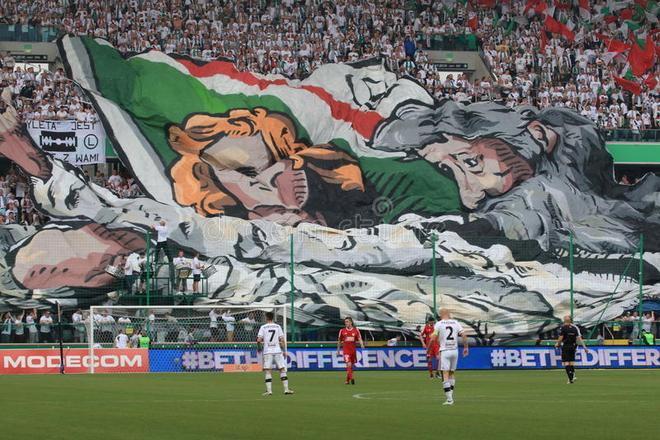 圣埃蒂安队遭遇连败，积分下滑至倒数第三的简单介绍