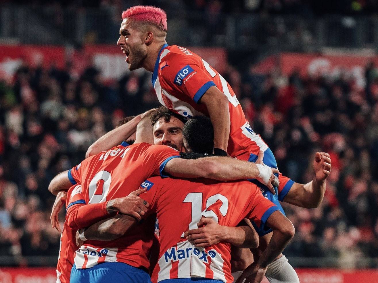 切尔西完胜西班牙，阿圭罗状态火热的简单介绍