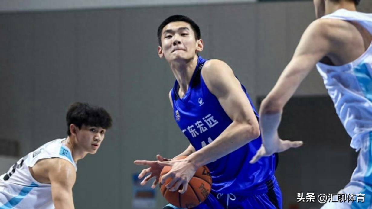 广东男篮惜败北京队,遭遇首败的简单介绍 广东男篮惜败北京队,遭遇首败的简单介绍
