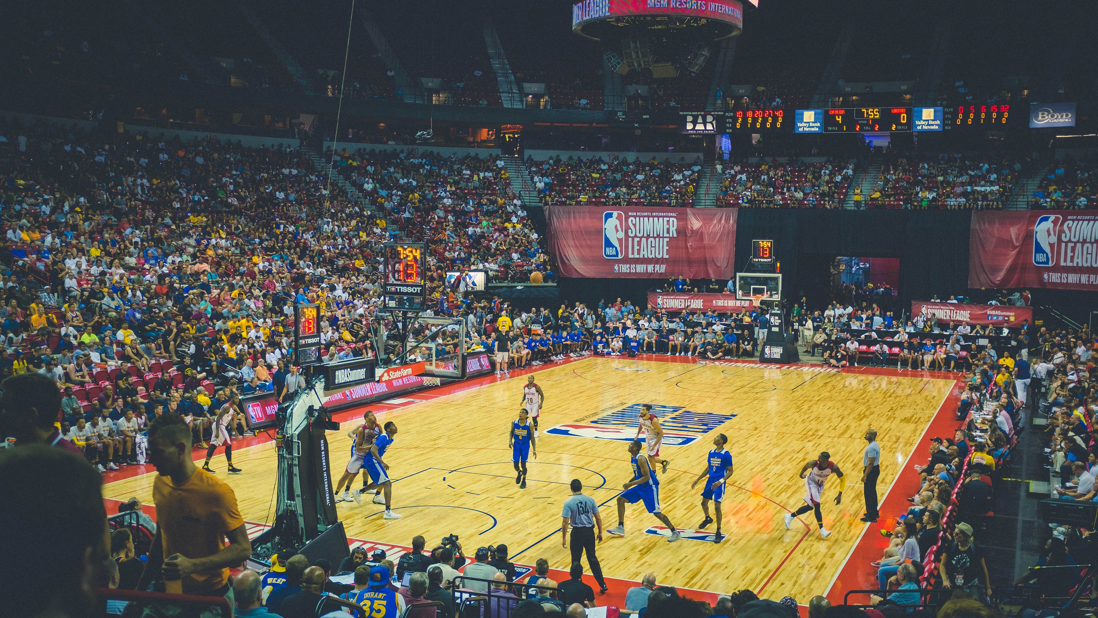 双城记，北京生死战逆袭，文班亚马德甲封神夜