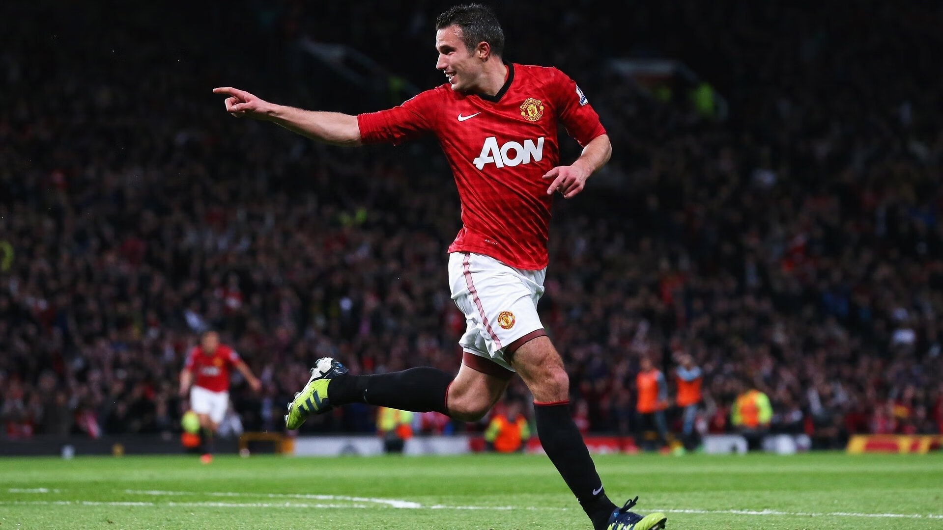 那不勒斯完胜多特蒙德,萨拉赫一肩扛起全队的战术启示与精神象征